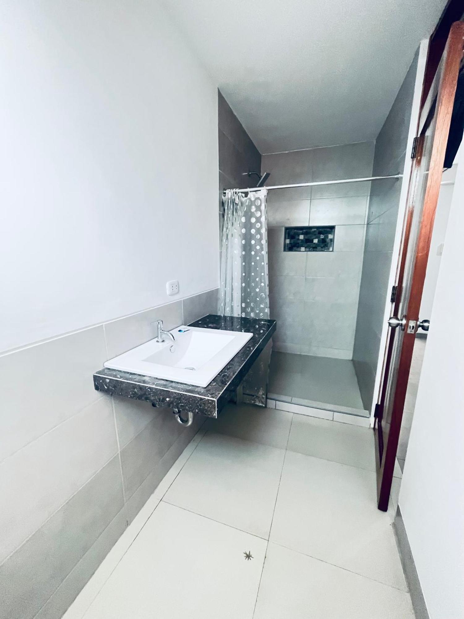 Hotel Villa Santa Ana Quillabamba ภายนอก รูปภาพ