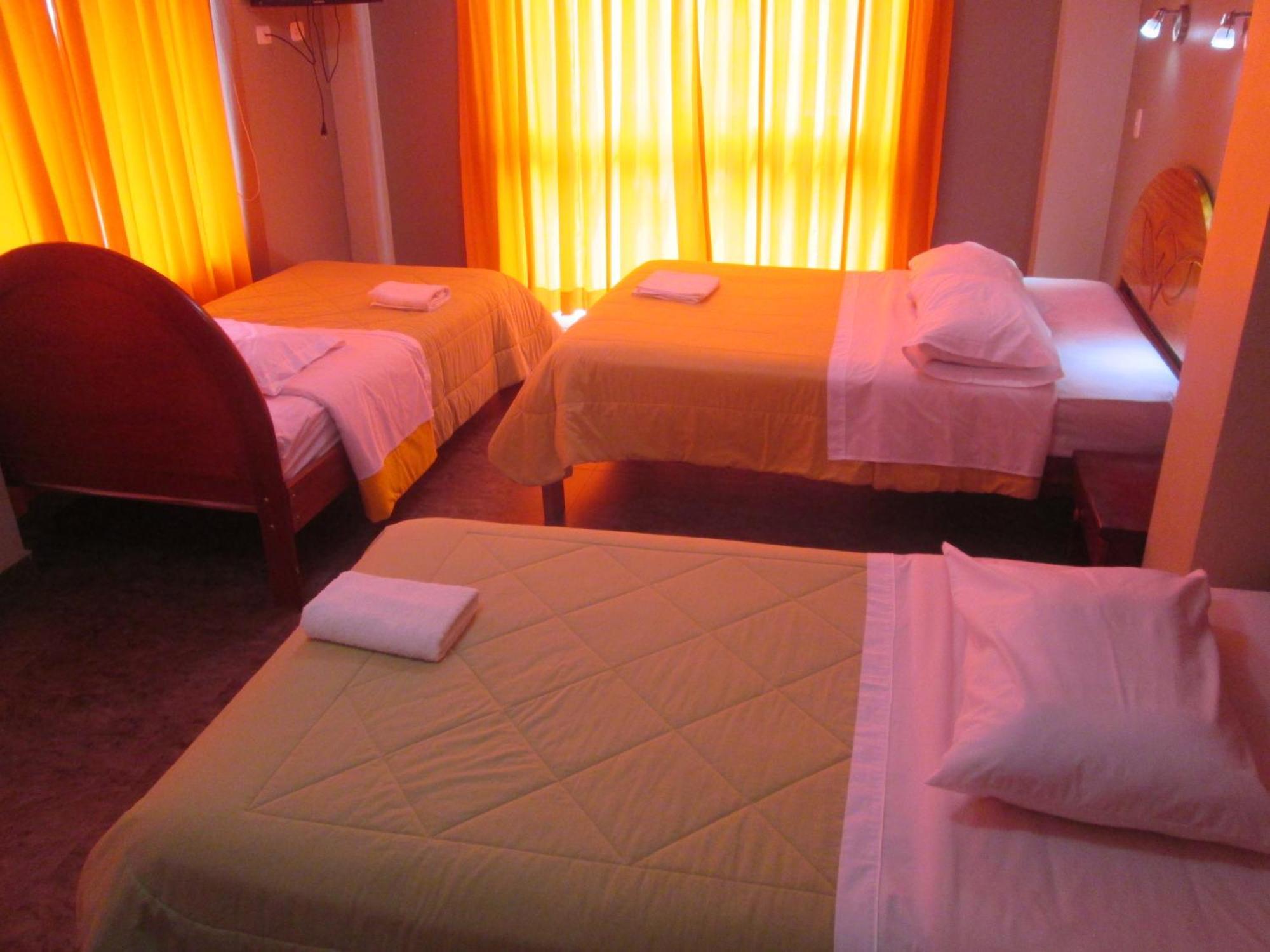 Hotel Villa Santa Ana Quillabamba ภายนอก รูปภาพ